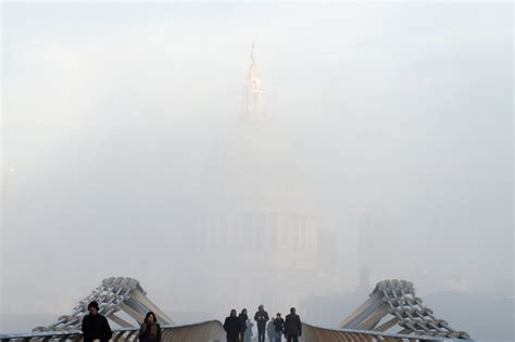 Est100 一些攝影some Photos Fog Foggy Morning London 霧 霧氣朦朧的早晨 倫敦
