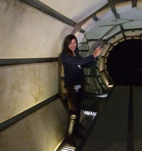 Han Solo Millenium Falcon Experience The Stylish Geek