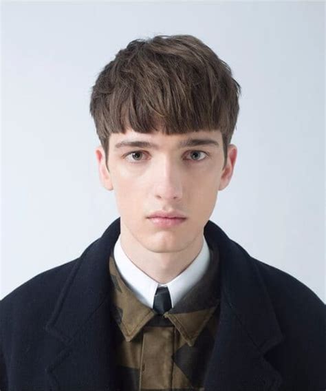 Bowl cut men can be straight, choppy, long or short. 45 Bowl Haircut Ideas That Are Actually Astonishingly Good ...