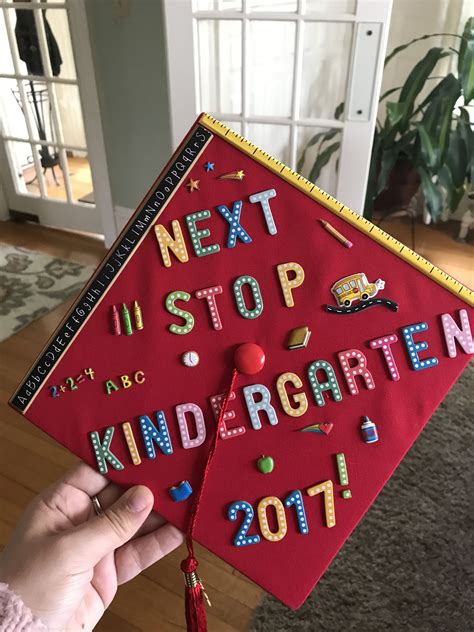 How To Decorate Your Graduation Cap A Step By Step Guide Ihsanpedia
