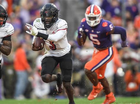 Satterfield 'Proud' of Louisville Football's Effort at Clemson