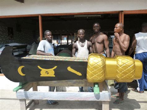 Ghanaian Tribe Celebrates Death By Being Buried In Very Unusual Coffins