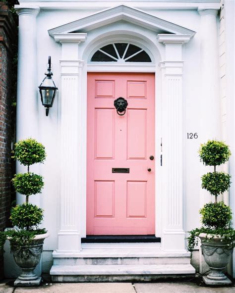 Pin By Kimberly Hannan On Doors Pink Front Door House Exterior Pink