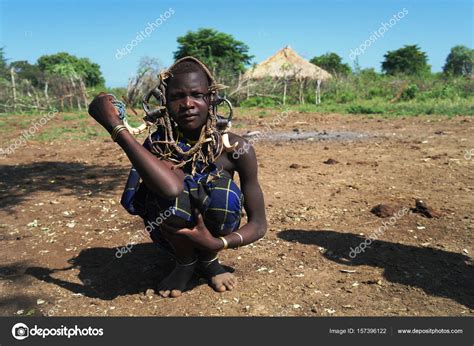 Mursi Tribe Woman Omo Valley Ethiopia Stock Editorial Photo © Homocosmicos 157396122