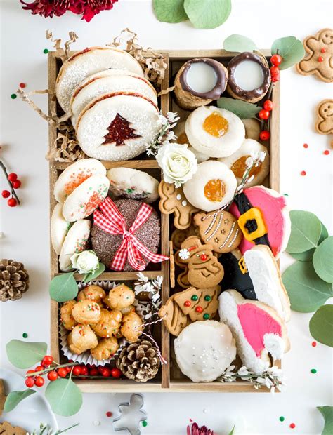 The Ultimate Christmas Cookie Box Pina Bresciani