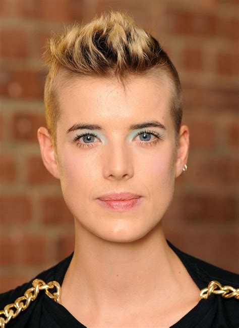 Fashionable Mohawk Hairstyles For Women From Haute To Head Turning Mohawk Hairstyles For Women