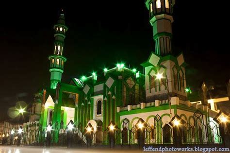 The Great Mosque Singkawang At Kalimantan Barat Indonesia Mesjid