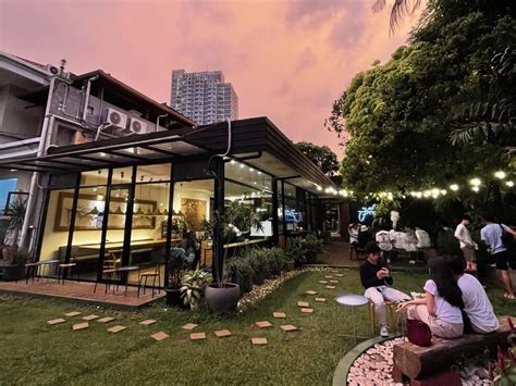 15 Tempat Makan Outdoor di Jakarta Terbaik Selama Pandemi