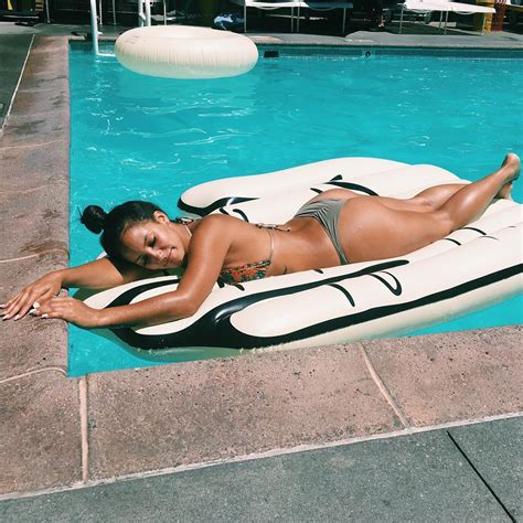 Karrueche Who Chris Browns New Girlfriend Vanessa Vargas Shows Off Her Stunning Curves In