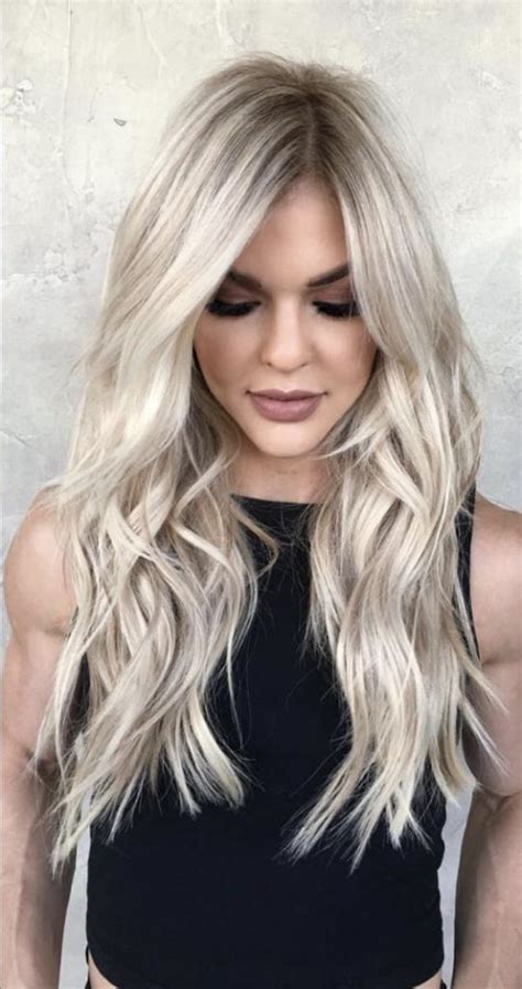 Did you mix your colours or just apply it straight? Ideas to go blonde - long icy balayage - allthestufficareabout.com