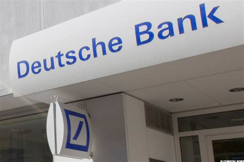 Level 16, deutsche bank place. Deutsche Bank Reverses Pledge to Help Distressed ...