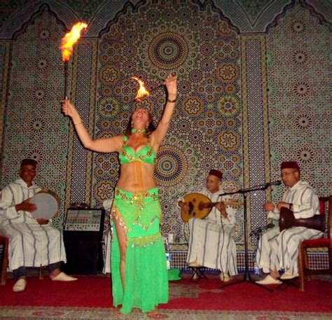 Traditional Dinner And Moroccan Night Show Including Belly Dancing