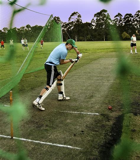 Uni Cricket Ian Batting At Training Taken At Dusk I Grab Flickr