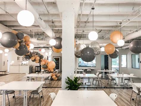 Over the weekend, ben kitili's wife was treated to an intimate baby shower by her girls. 8 Beautiful Baby Shower Venue Ideas in Dallas | Peerspace