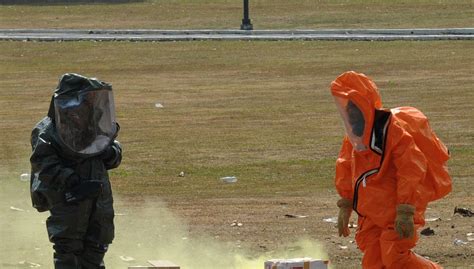Pentagon Seeks More Funds To Counter Bio Weapons