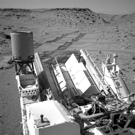 Curiosity Rover Drives In Reverse