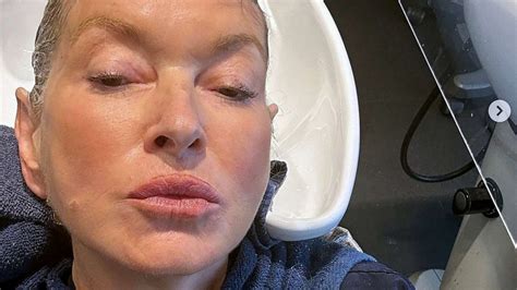 Martha Stewart Shows Off Up Close Selfie Of Her Skin After Having A