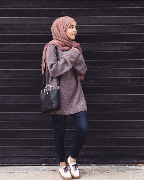 Ootd Hijab With Hoodie 25 Inspirasi Keren Ootd Hoodie Hijab Flatpop Megan See More Ideas