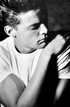 La desaparición de marcela basteri es un gran enigma para vida del cantante luis miguel, tras ser vista por última vez en agosto de 1986. 1000+ images about Luis Miguel on Pinterest | Mexico ...