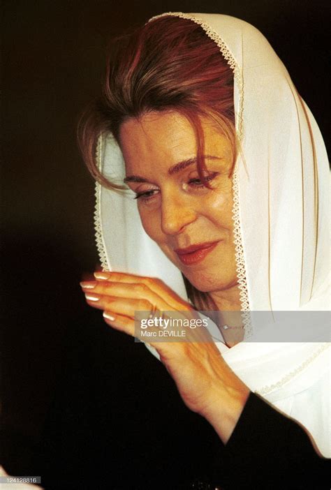 News Photo Queen Noor Receives The Condolences Of People In In 2022 Queen Noor People