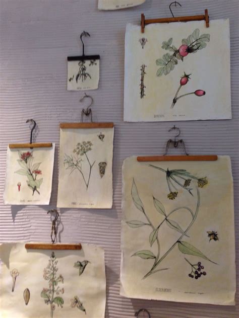 Love This Idea Hang Paintings And Drawings Or Cards With Pant Hangers