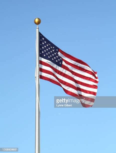 Flutter Flags Bildbanksfoton Och Bilder Getty Images