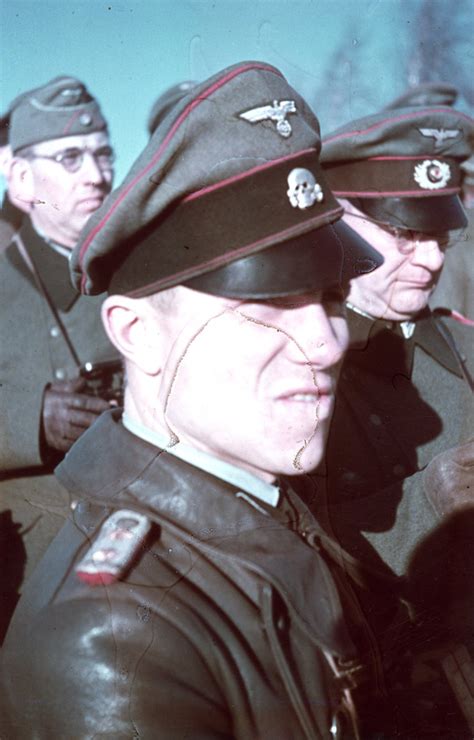 Third Reich Color Pictures: Waffen-SS in Color