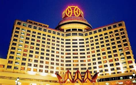 Genting highlands hotels with pools. Resorts World Genting - Genting Grand: 2019 Room Prices ...