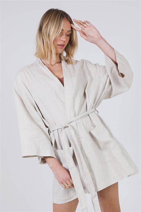 Nude Lucy Nude Linen Lounge Short Robe Natural Stylerunner