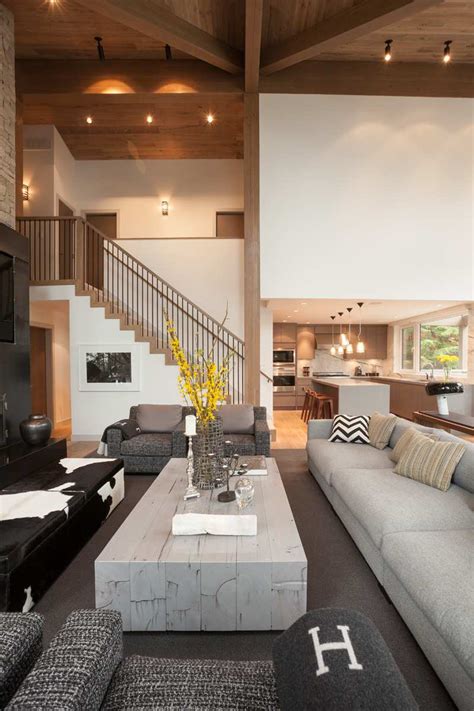 Maison interiors is the home of beautiful bespoke furniture. Aménagement intérieur moderne d'une maison au Canada