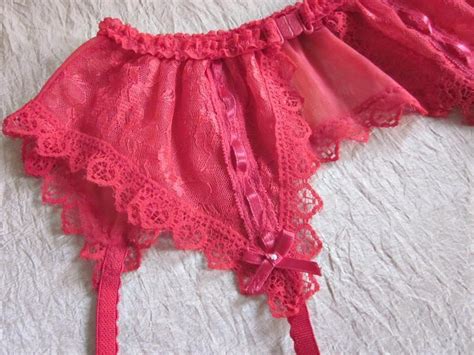 Vintage Garter Belt S Frilly Red Lace Sheer Chiffon Suspender Belt Ebay