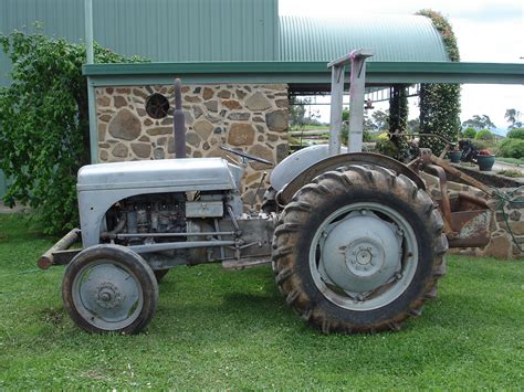 Ferguson Te20 Tractor Machinery And Equipment Tractors For