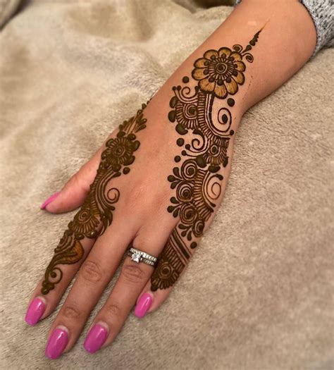 √ Beautiful Simple Mehndi Design For Left Hand Front Side 167655