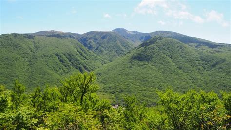 Besplatna Slika Prirode Planine Krajolik Lišće Zeleno Plavo Nebo