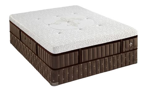 Your mattress is plush latex on top of a firm latex core. Stearns & Foster Lux Estate Tenley - Mattress Reviews ...
