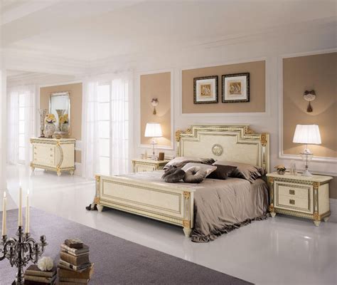 Glossy Ivory Luxury King Bedroom Set 5p Liberty Night Esf Made In Italy