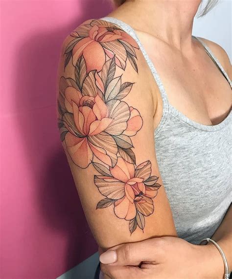 Pin By Jessica Lombas On Tatoos In 2020 Floral Tattoo Shoulder