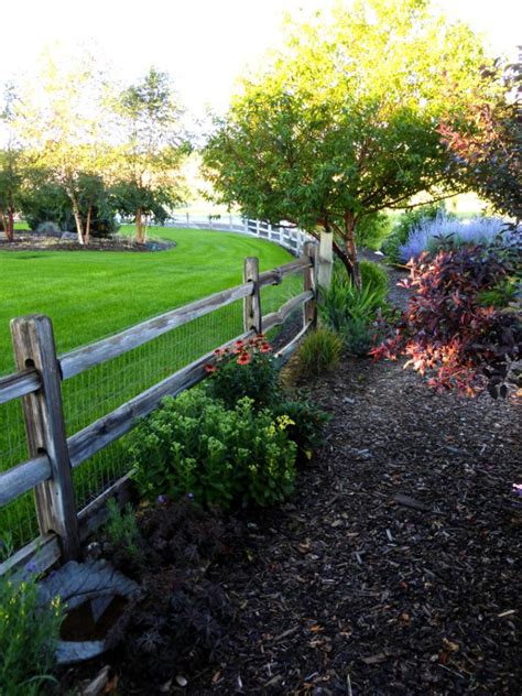 Paradise garden will ensure that no one forgets that special day! Inspired Montana Paradise | Garden inspiration, Beautiful ...