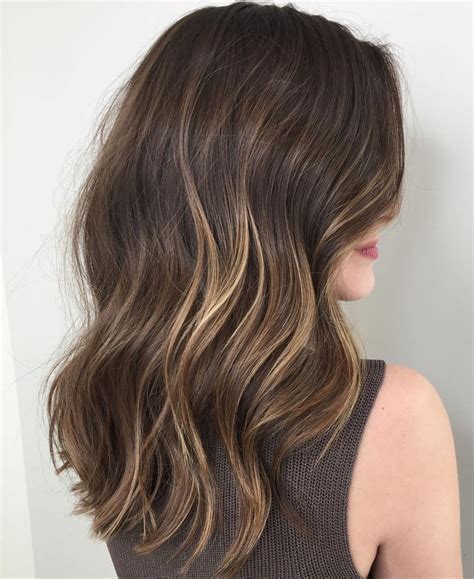 With partial highlights you are lightening up hair but the difference is ever so subtle. 20 Jaw-Dropping Partial Balayage Hairstyles