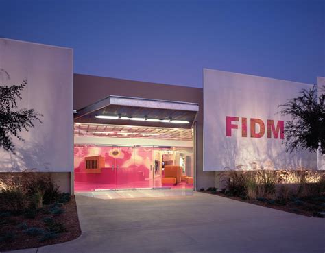 FIDM-Fashion Institute of Design & Merchandising-Orange County Student
