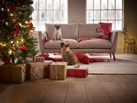 Decorate Your Living Room For Christmas With Living It Up Elmums