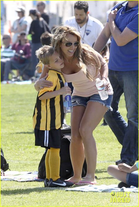 britney spears proud soccer mom ohnotheydidnt — livejournal