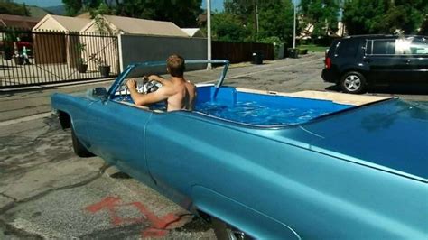 A Jazzed Up Jacuzzi Two Canadians Create Carpool Deville A Completely Drivable Hot Tub