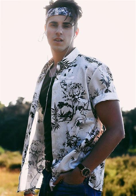 10 sensational floral outfits it takes a bold man to pull off this outfit festival coachella