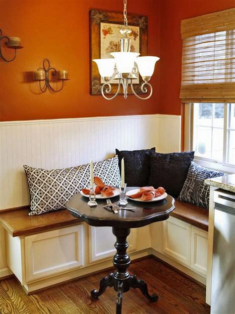 They can actually help you maximize space by turning an awkward alcove or corner into an intimate setting that is perfect for sharing a casual meal. Beautiful and Cozy Breakfast Nooks - Hative