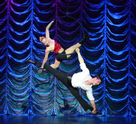 Acrobats For Events Hire Acrobatic Duo Booking Agency France