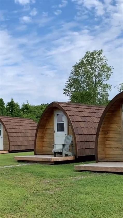 You Can Stay In These Cute Little Pods Right Here In Ontario An Immersive Guide By The Curious