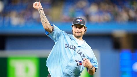 Toronto Maple Leafs Star Auston Matthews Throws Out First Pitch At New