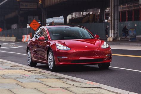The First Tesla Model 3 Reviews Are Coming In — And Theres One Thing