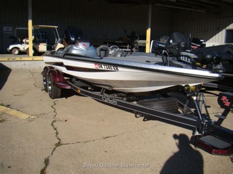Bass cat boats builds high performance bass boats offering many different bass boat models including the jaguar, puma & cougar. Bass Cat Boats boats for sale - boats.com